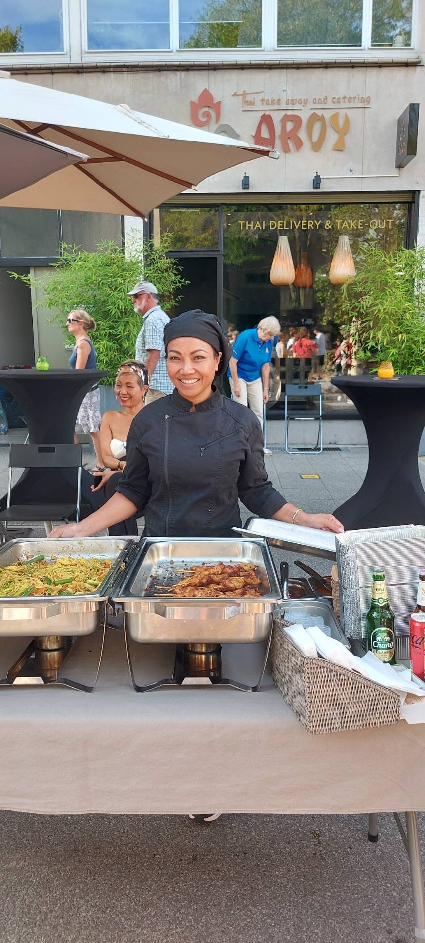 Chef Noi in haar keuken